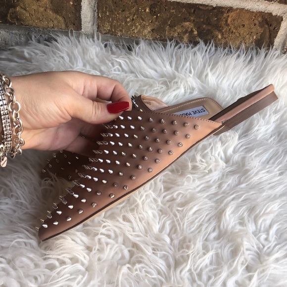 Steve Madden Women's Pinpoint Mules - Picture 3 of 7